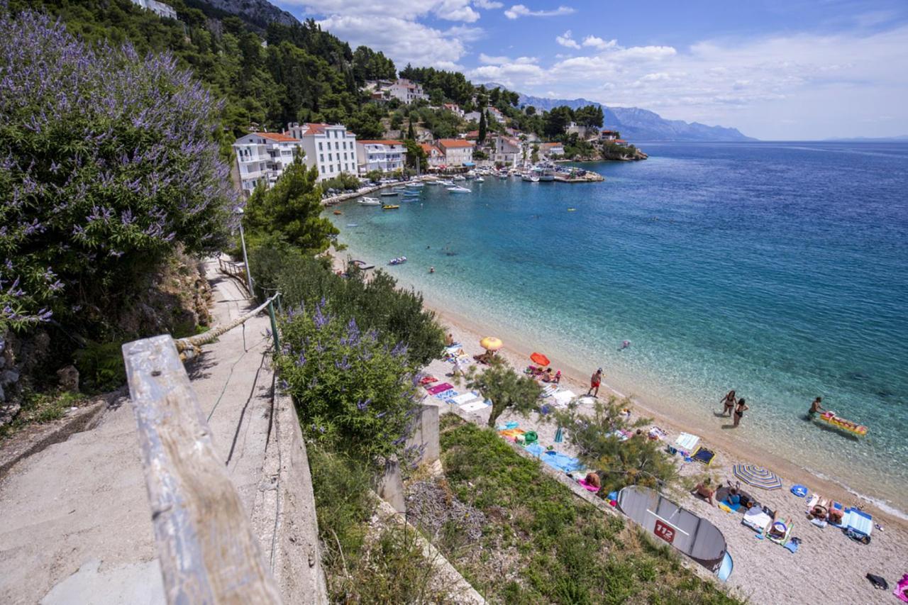 Family Beach Rooms Omiš Exterior foto